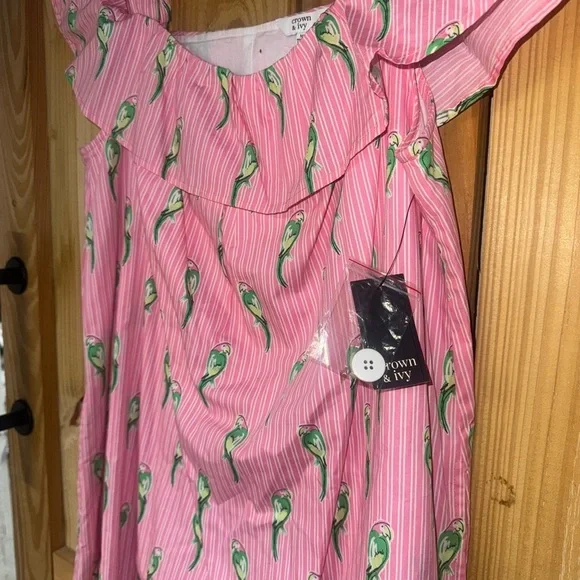 Crown & Ivy Pink Dress with Parrot Pattern - Picture 3 of 4